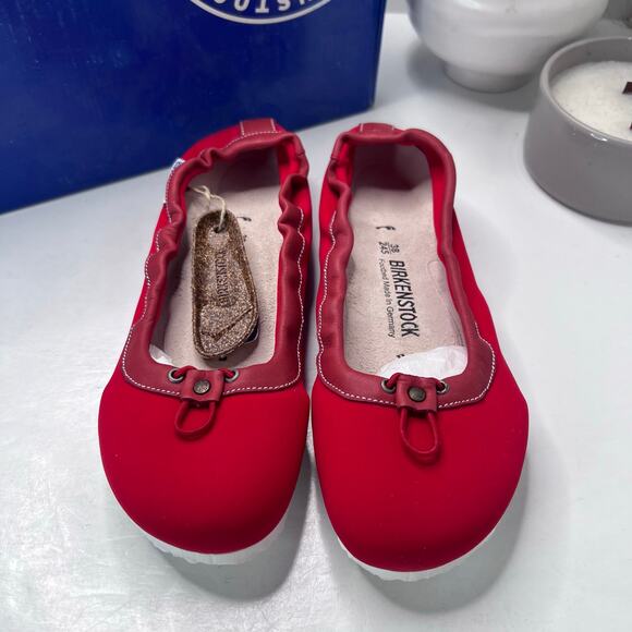 Birkenstock Ponca Slip On Flats Shoes Red Women’s 7 EU 38 NWB Narrow Fit - Picture 1 of 10
